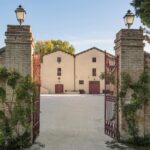 In un’azienda vinicola il primo festival tra arte, scienza ed enogastronomia.