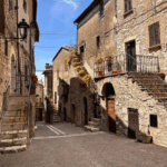 Un castello da fiaba in un Borgo da sogno tra le colline dell’Umbria
